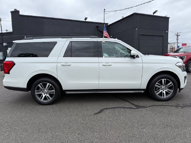 Certified 2023 Ford Expedition Max XLT AWD/4WD image 4