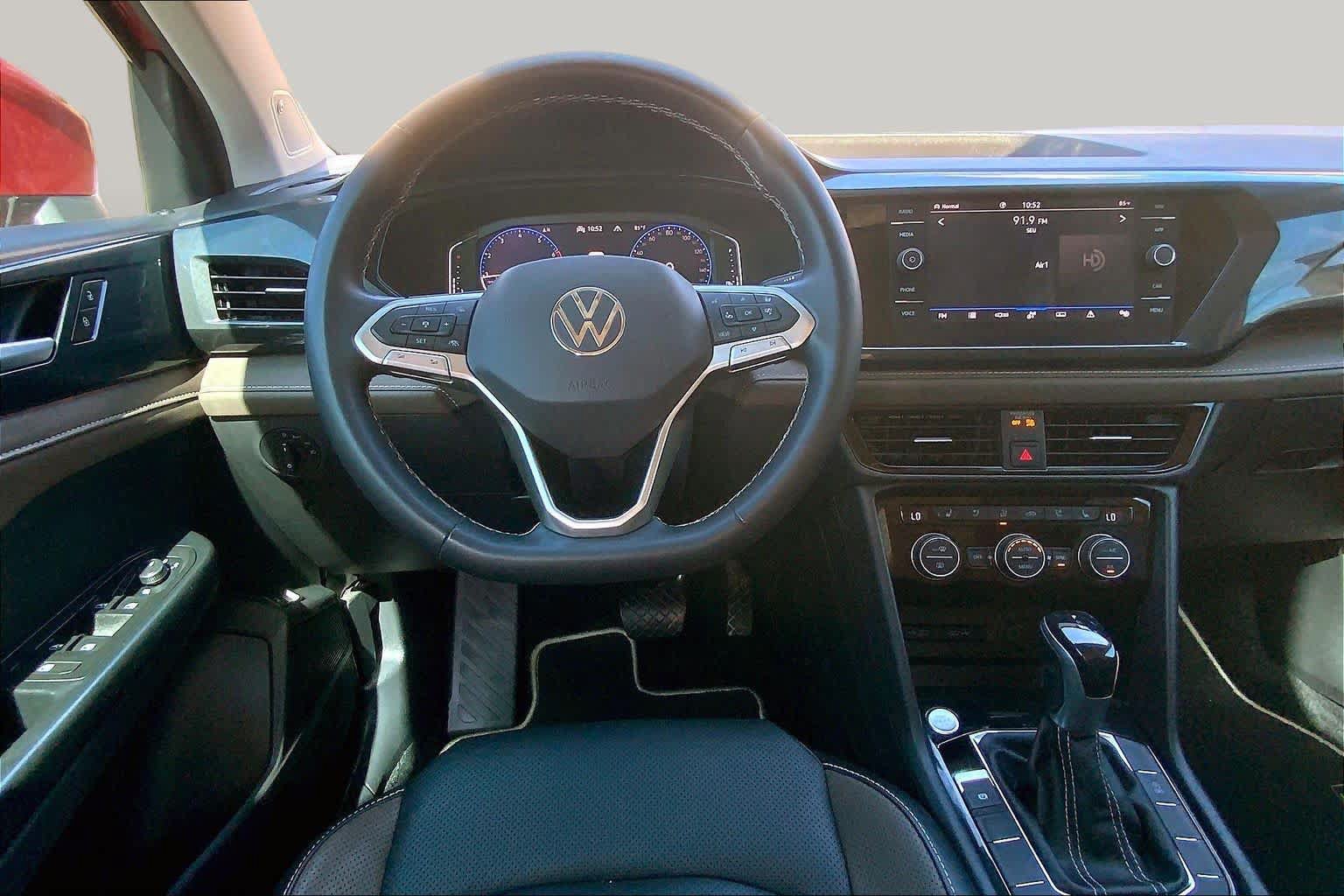 Used 2022 Volkswagen Taos SEL AWD/4WD image 6