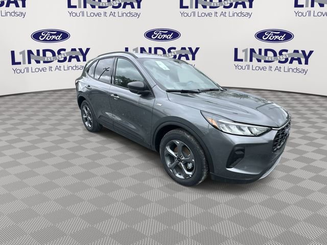 Certified 2025 Ford Escape ST-Line w/ Tech Pack #1 image 9