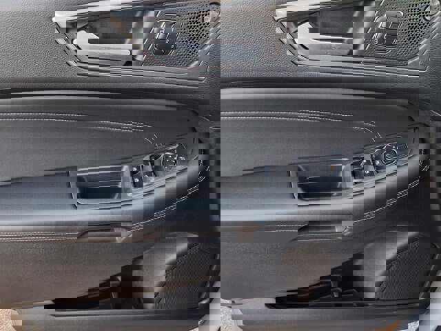 Certified 2023 Ford Edge Titanium image 22