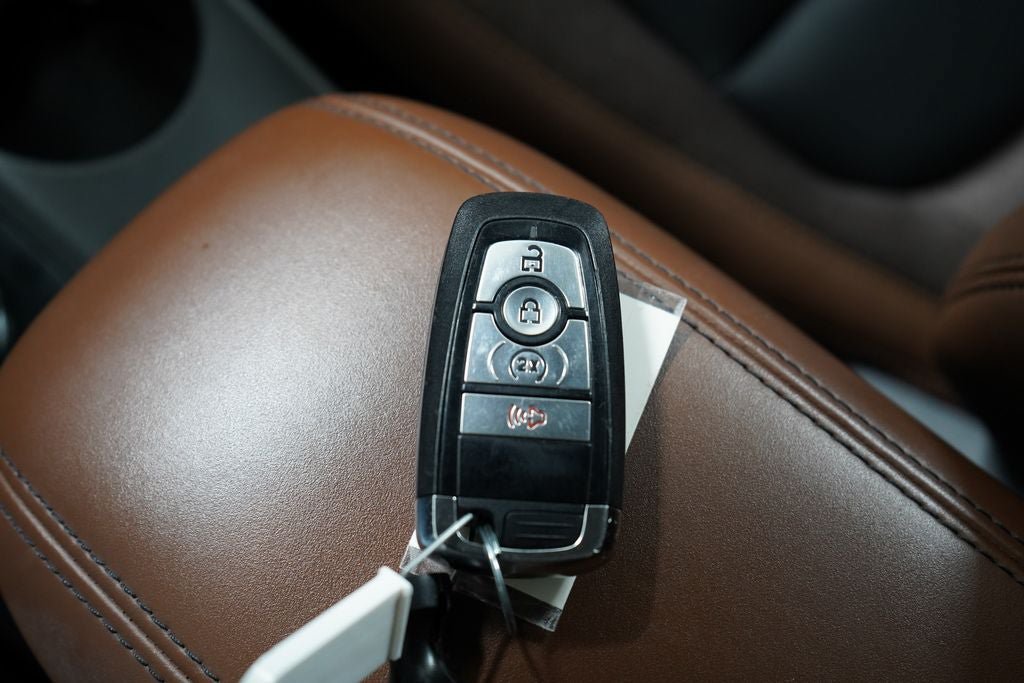 Certified 2025 Ford Bronco Sport Outer Banks w/ Outer Banks Tech Package+ AWD/4WD image 28