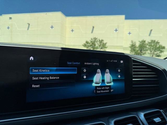 Used 2020 Mercedes-Benz GLS 450 4MATIC image 29