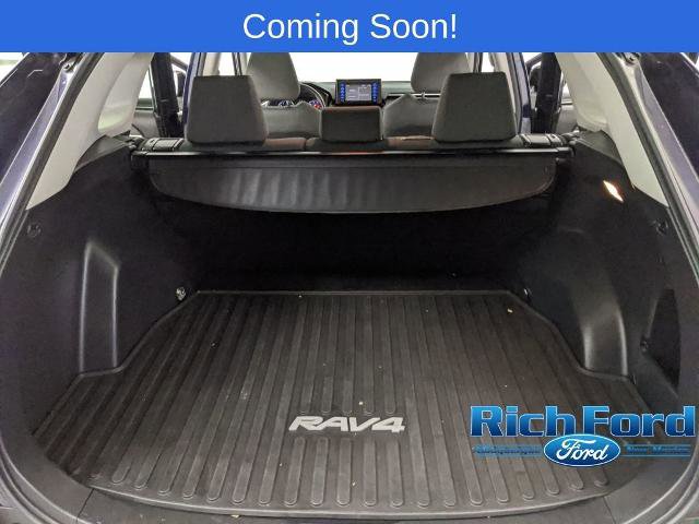 Used 2019 Toyota RAV4 XLE w/ Convenience Package image 19