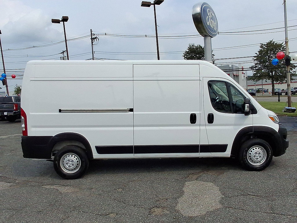 Used 2026 RAM ProMaster 2500 w/ Convenience Group FWD image 32