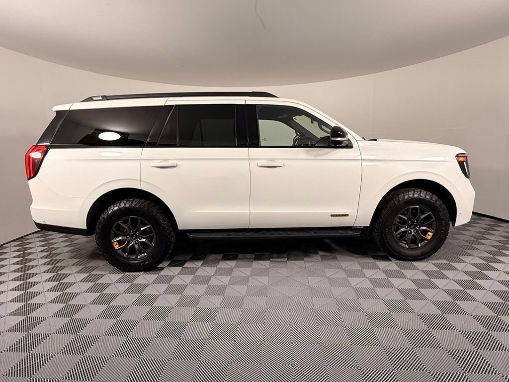 Certified 2025 Ford Expedition Tremor AWD/4WD image 7