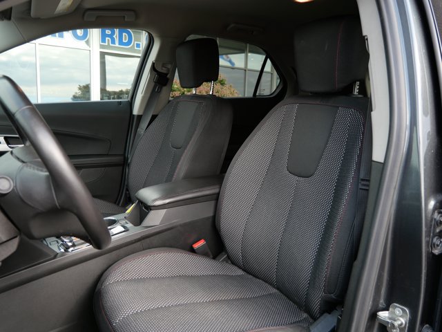 Used 2017 Chevrolet Equinox LT w/ Convenience Package FWD image 9