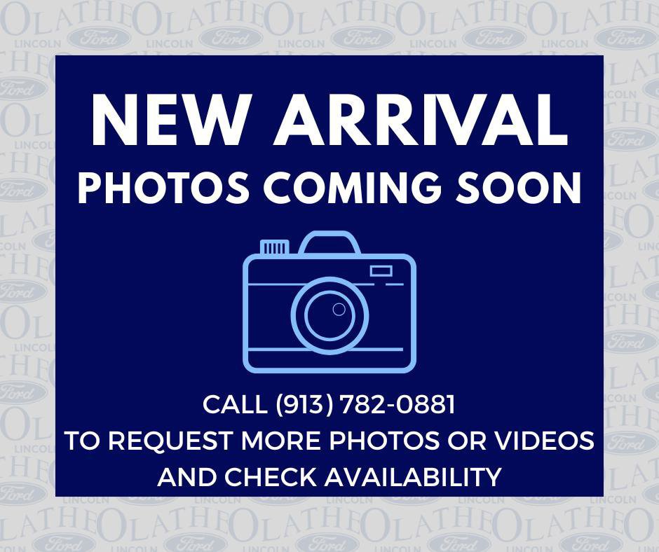 Certified 2020 Ford Edge ST-Line w/ Cold Weather Package image 4