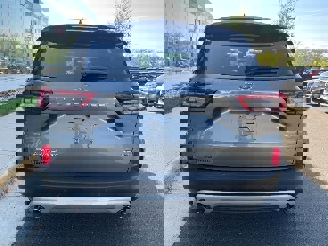 Certified 2025 Ford Escape Platinum image 4