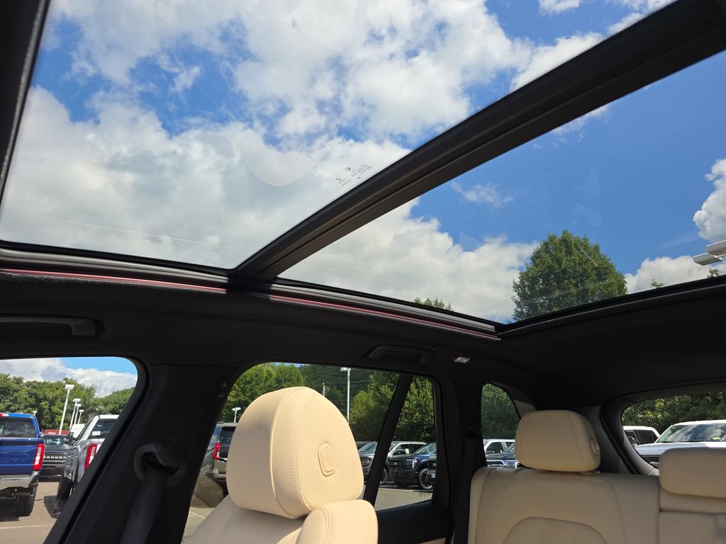 Used 2022 BMW X5 xDrive40i w/ Premium Package AWD/4WD image 30