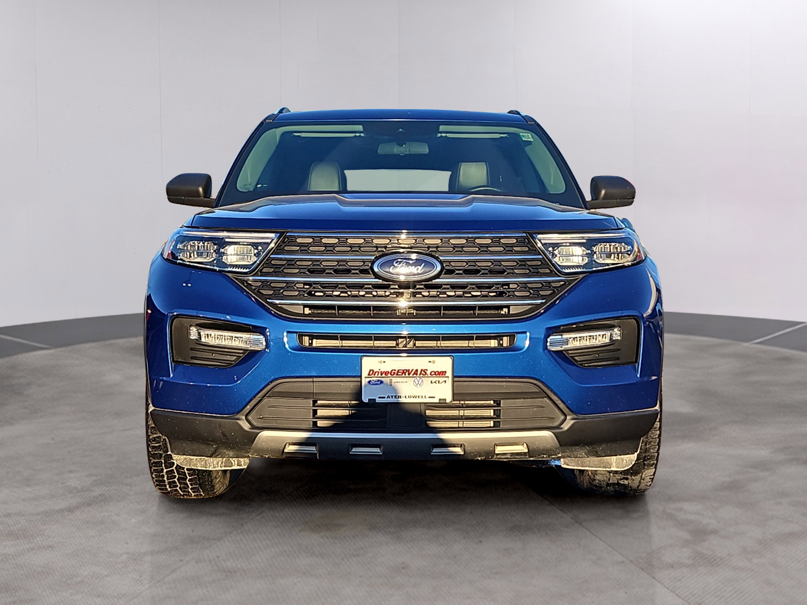 Certified 2022 Ford Explorer XLT w/ Equipment Group 202A image 6