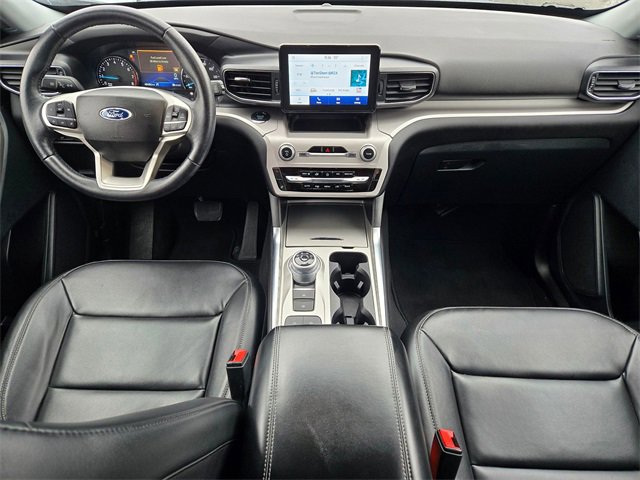 Certified 2023 Ford Explorer XLT w/ Equipment Group 202A image 9