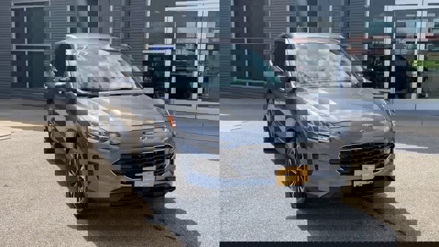 Certified 2021 Ford Escape SE w/ SE Sport Appearance Package AWD/4WD image 4