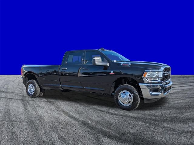 Used 2024 RAM 3500 Tradesman w/ Chrome Appearance Group AWD/4WD image 2