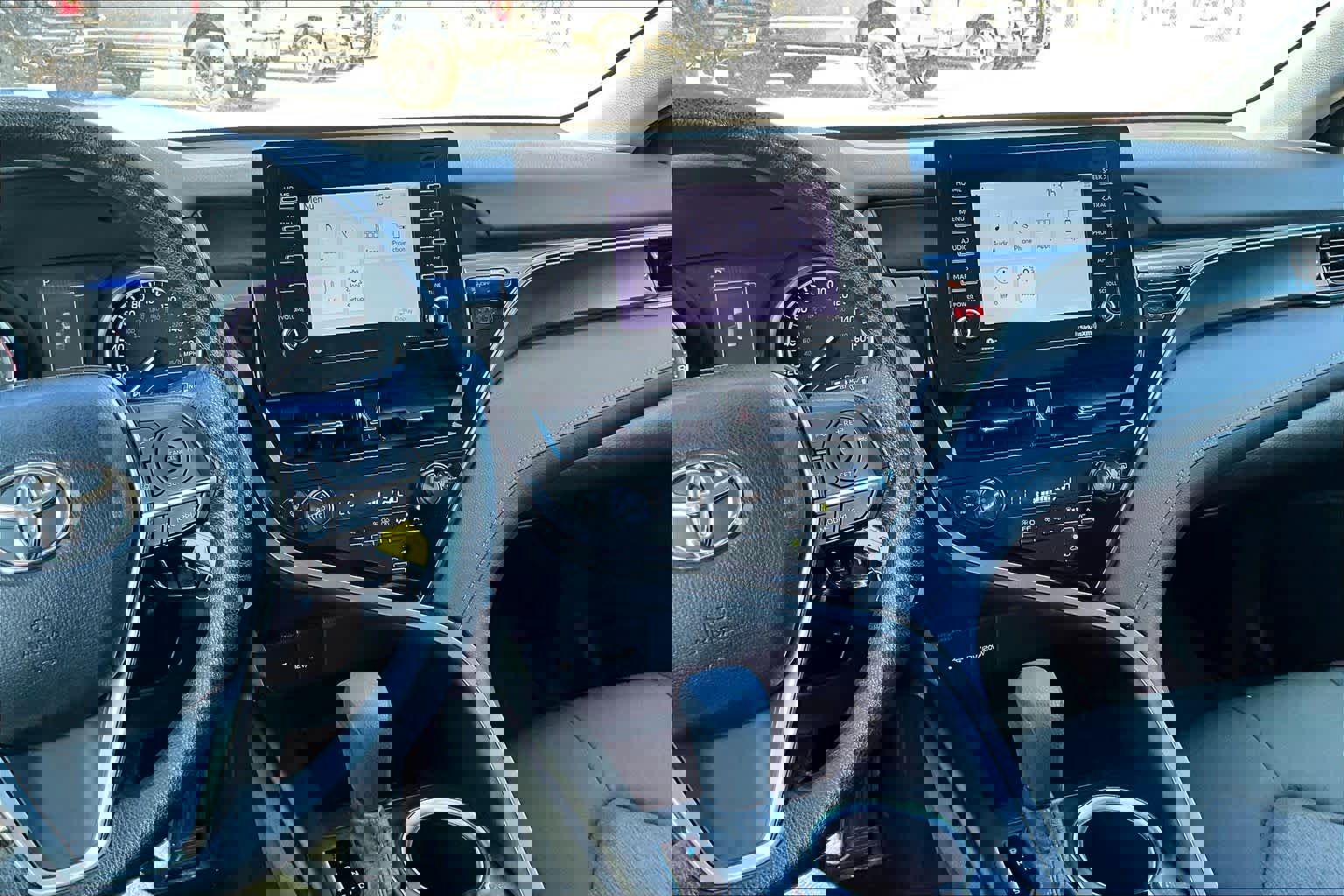 Used 2023 Toyota Camry LE image 7