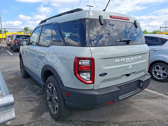 Certified 2023 Ford Bronco Sport Outer Banks w/ Tech Package AWD/4WD image 4