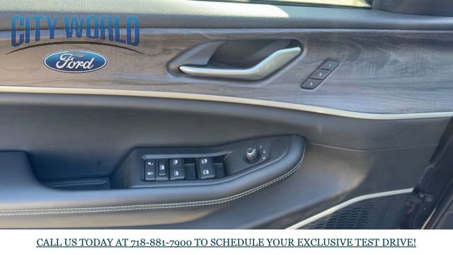Used 2022 Jeep Grand Cherokee Limited 4xe w/ Luxury Tech Group II image 7