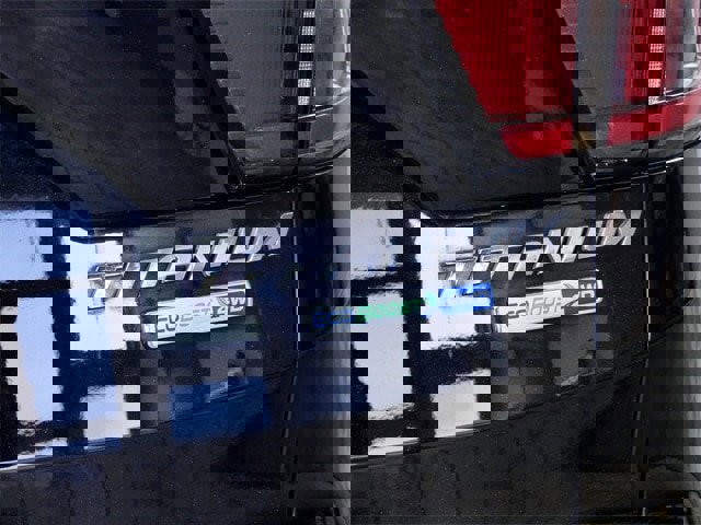 Certified 2017 Ford Escape Titanium image 9