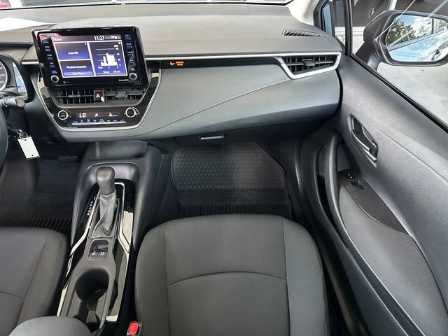 Used 2022 Toyota Corolla LE FWD image 13