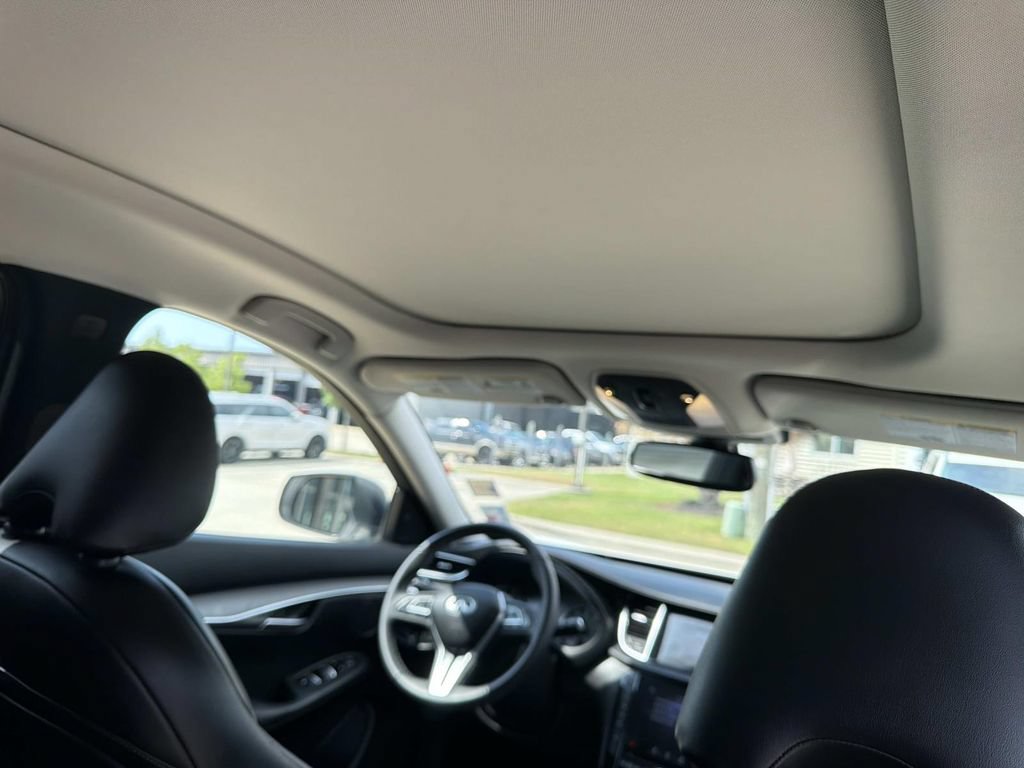 Used 2022 INFINITI QX50 Luxe FWD image 13