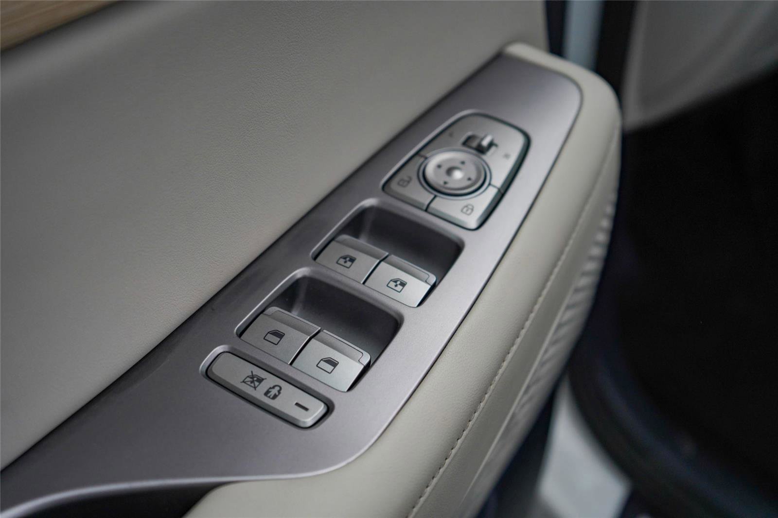 Used 2023 Hyundai Palisade Limited FWD image 22