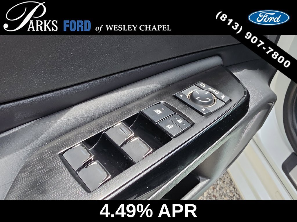 Used 2022 Lexus ES 300h Ultra Luxury w/ Accessory Package 2 FWD image 19