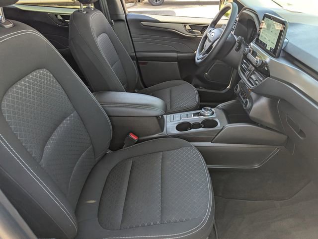 Certified 2025 Ford Escape Active FWD image 14