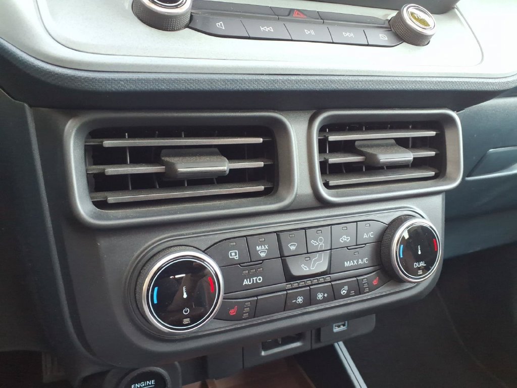Certified 2024 Ford Maverick Lariat FWD image 22