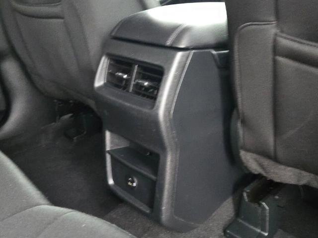 Certified 2022 Ford Edge SE w/ Black Appearance Package image 12