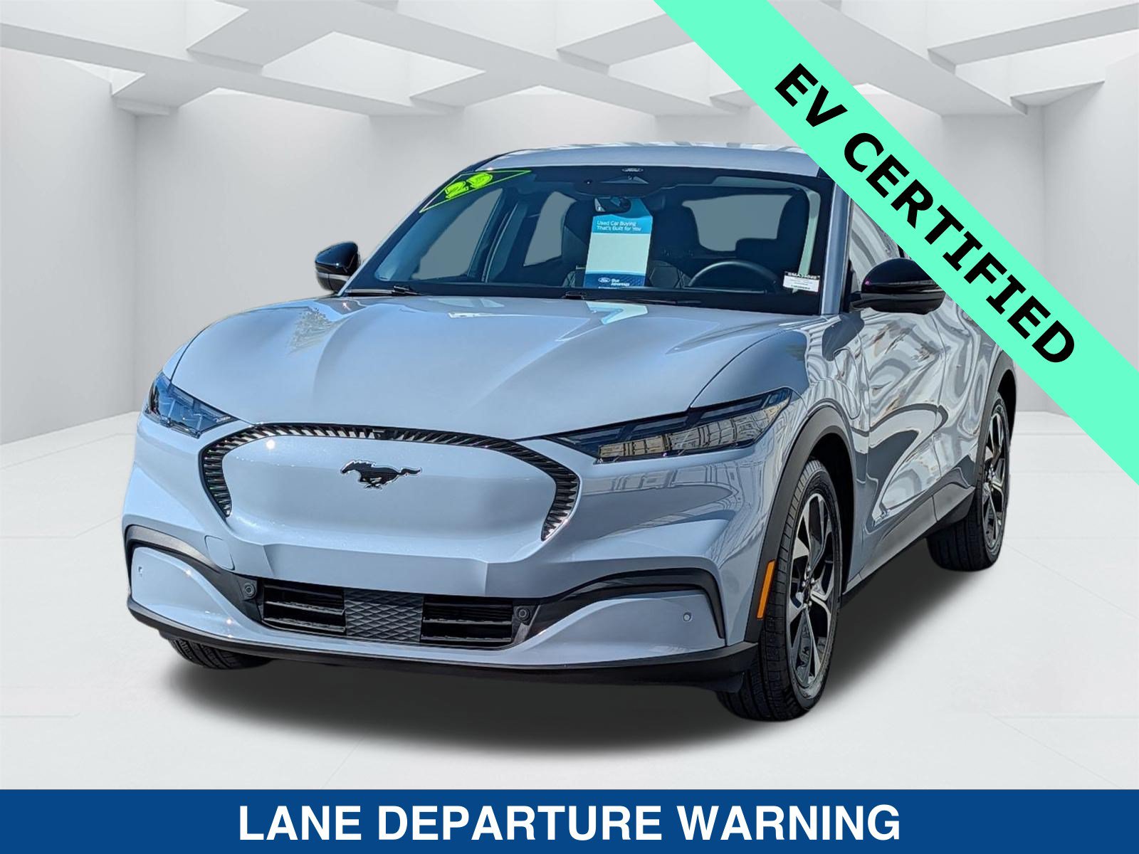 Certified 2025 Ford Mustang Mach-E Select w/ Comfort Package Lite RWD image 8