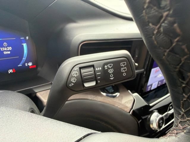 Certified 2022 Ford Explorer Platinum w/ Equipment Group 601A AWD/4WD image 55