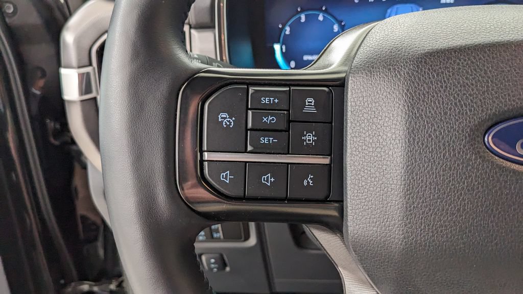 Certified 2024 Ford F150 Platinum w/ FX4 Off-Road Package AWD/4WD image 32