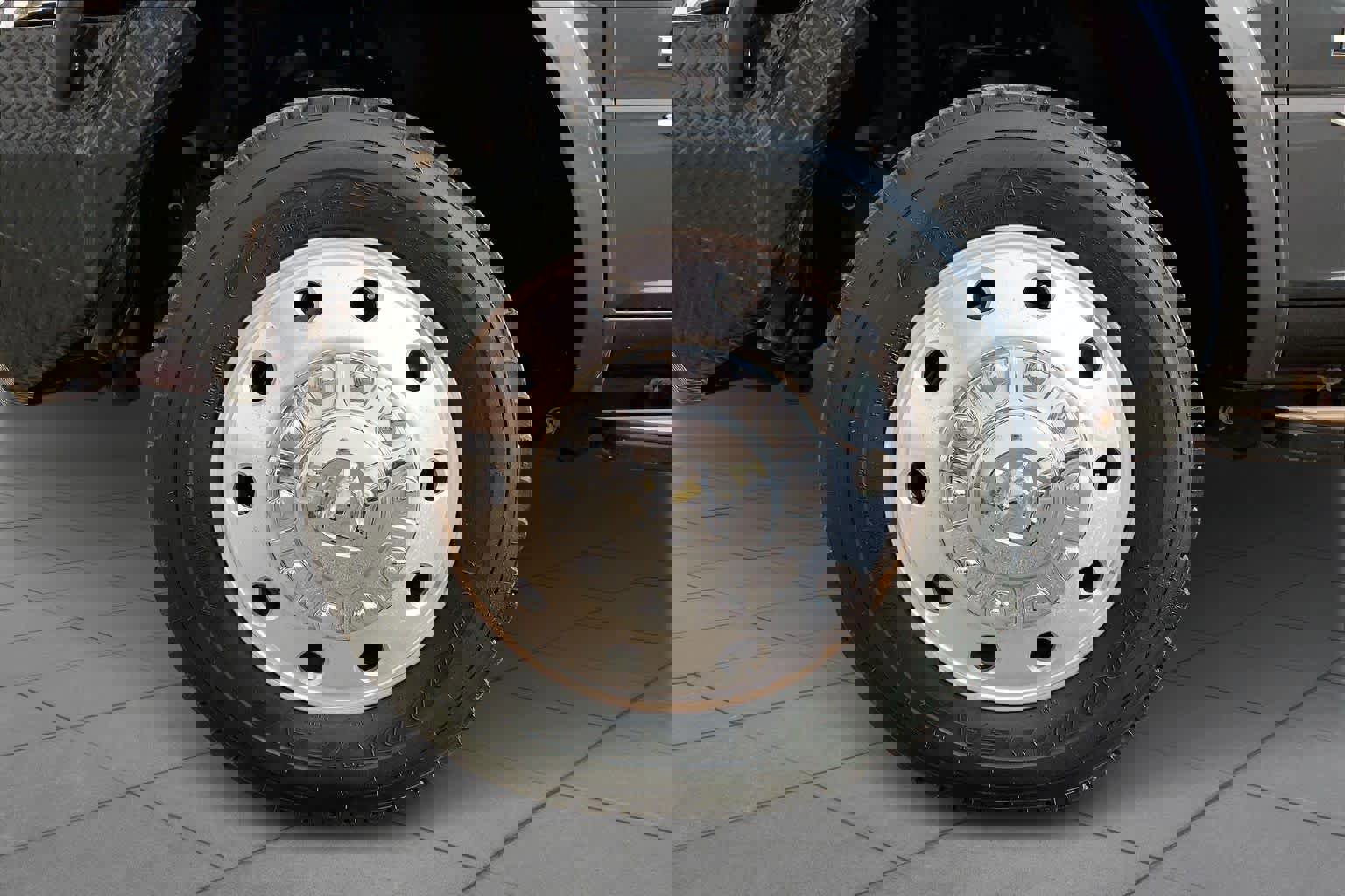 Used 2023 RAM 5500 Limited 4x4 Crew Cab 84 CA 197 image 13