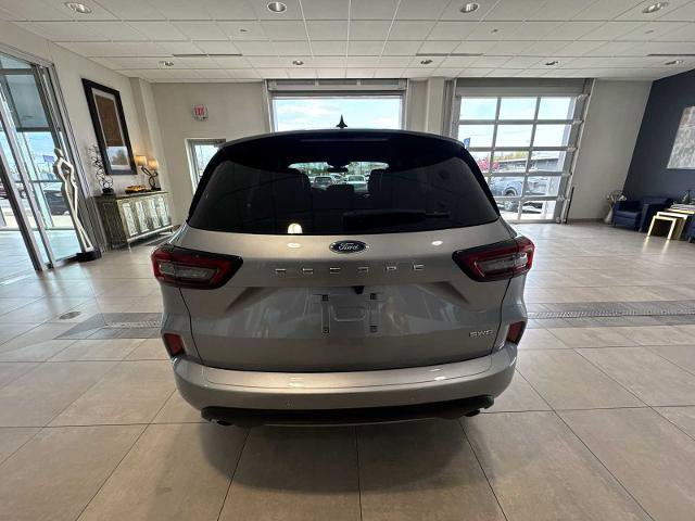 Certified 2024 Ford Escape ST-Line w/ Tech Pack #1 AWD/4WD image 4