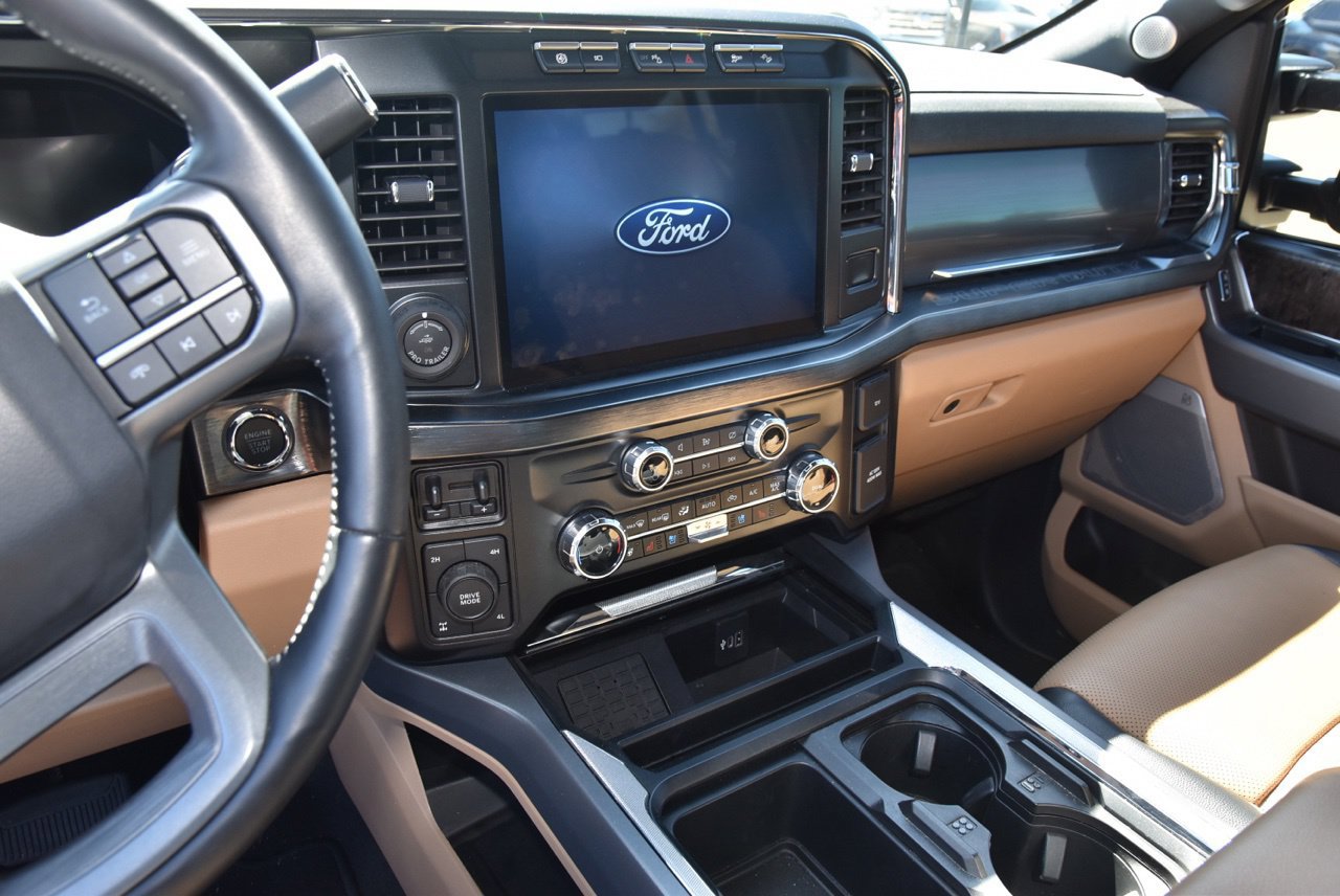 Certified 2024 Ford F250 Lariat w/ Lariat Ultimate Package AWD/4WD image 9