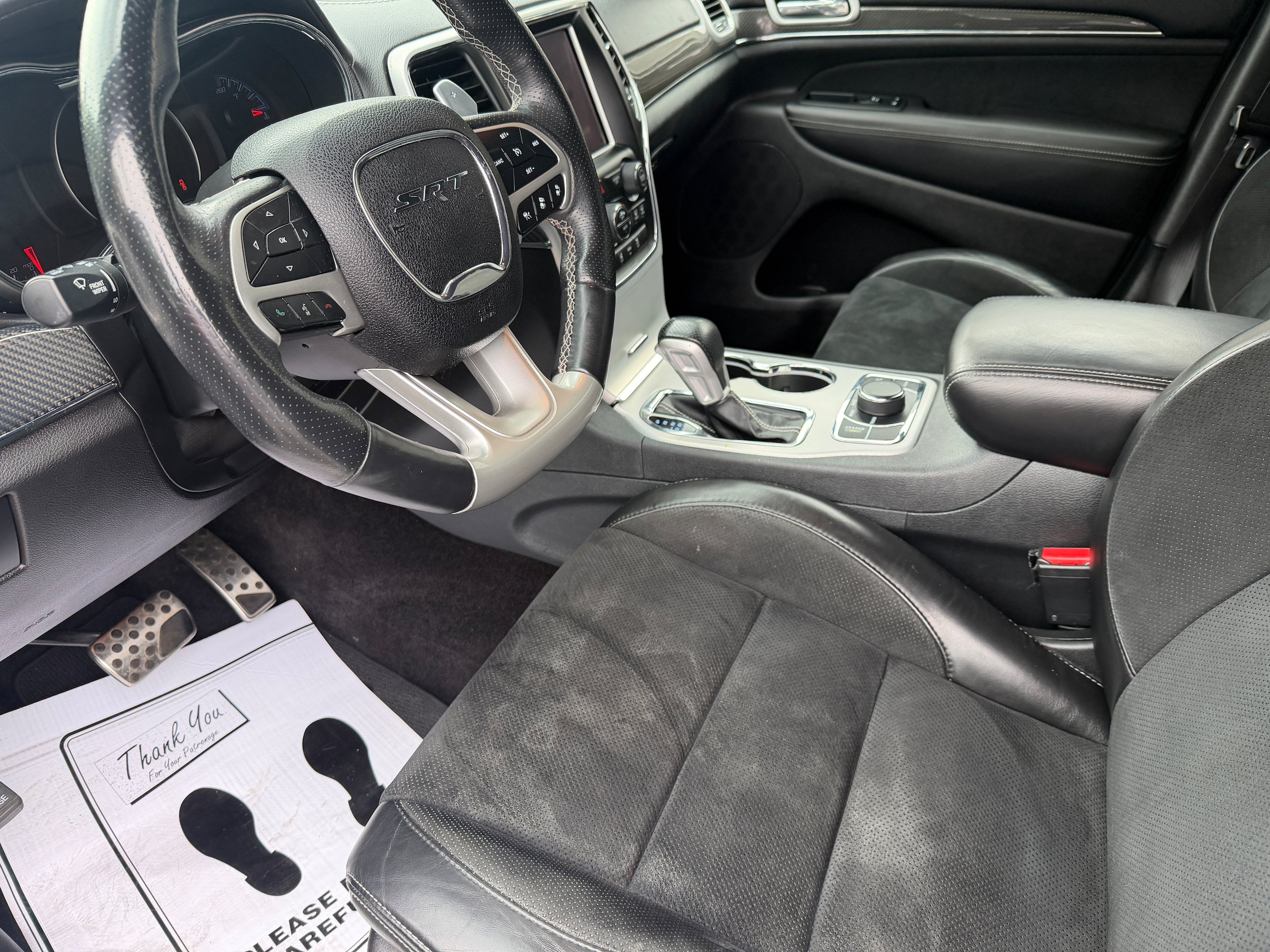 Used 2018 Jeep Grand Cherokee SRT AWD/4WD image 15