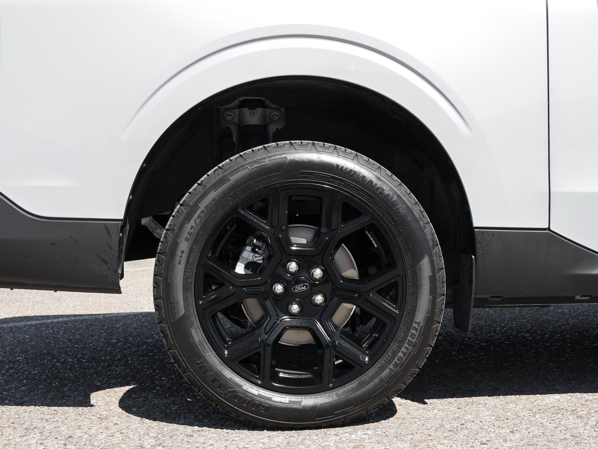 Certified 2025 Ford Maverick Lariat w/ Black Appearance Package AWD/4WD image 12