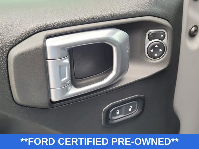 Used 2021 Jeep Gladiator Sport image 16