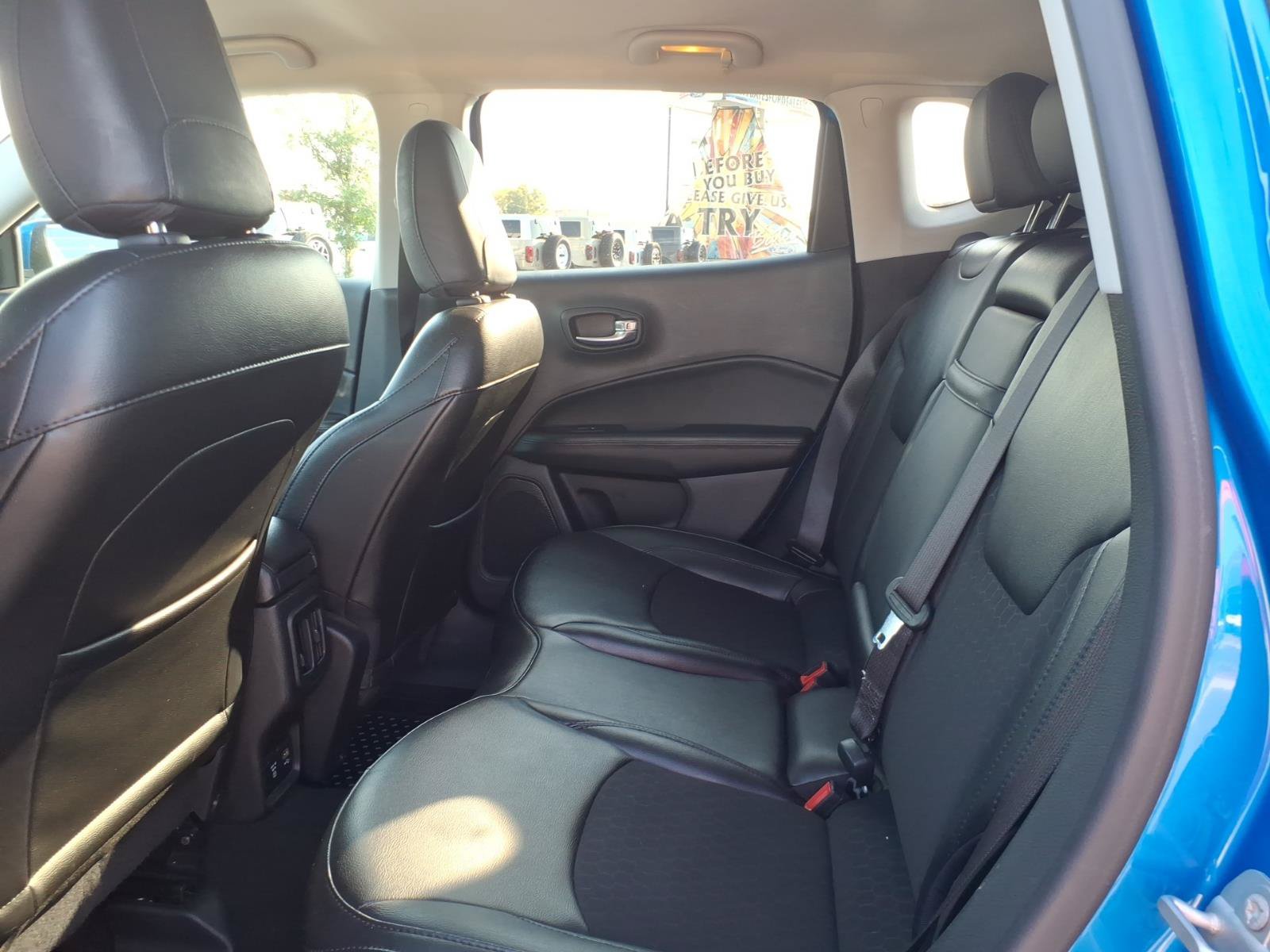 Used 2020 Jeep Compass Latitude AWD/4WD image 13