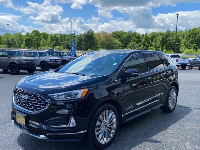 Certified 2023 Ford Edge Titanium w/ Equipment Group 301A AWD/4WD image 3