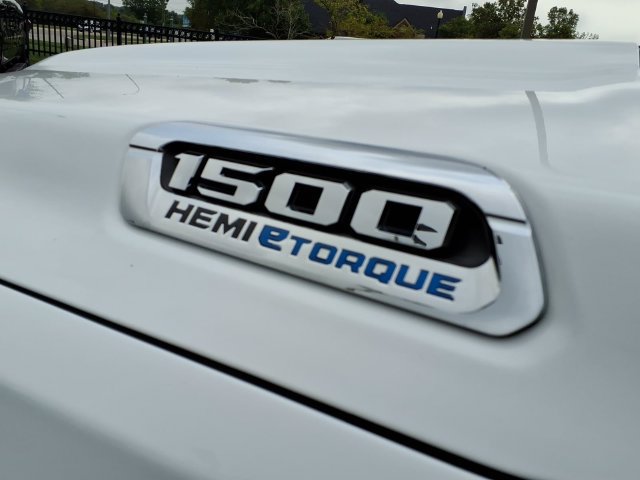 Used 2023 RAM 1500 Laramie AWD/4WD image 12