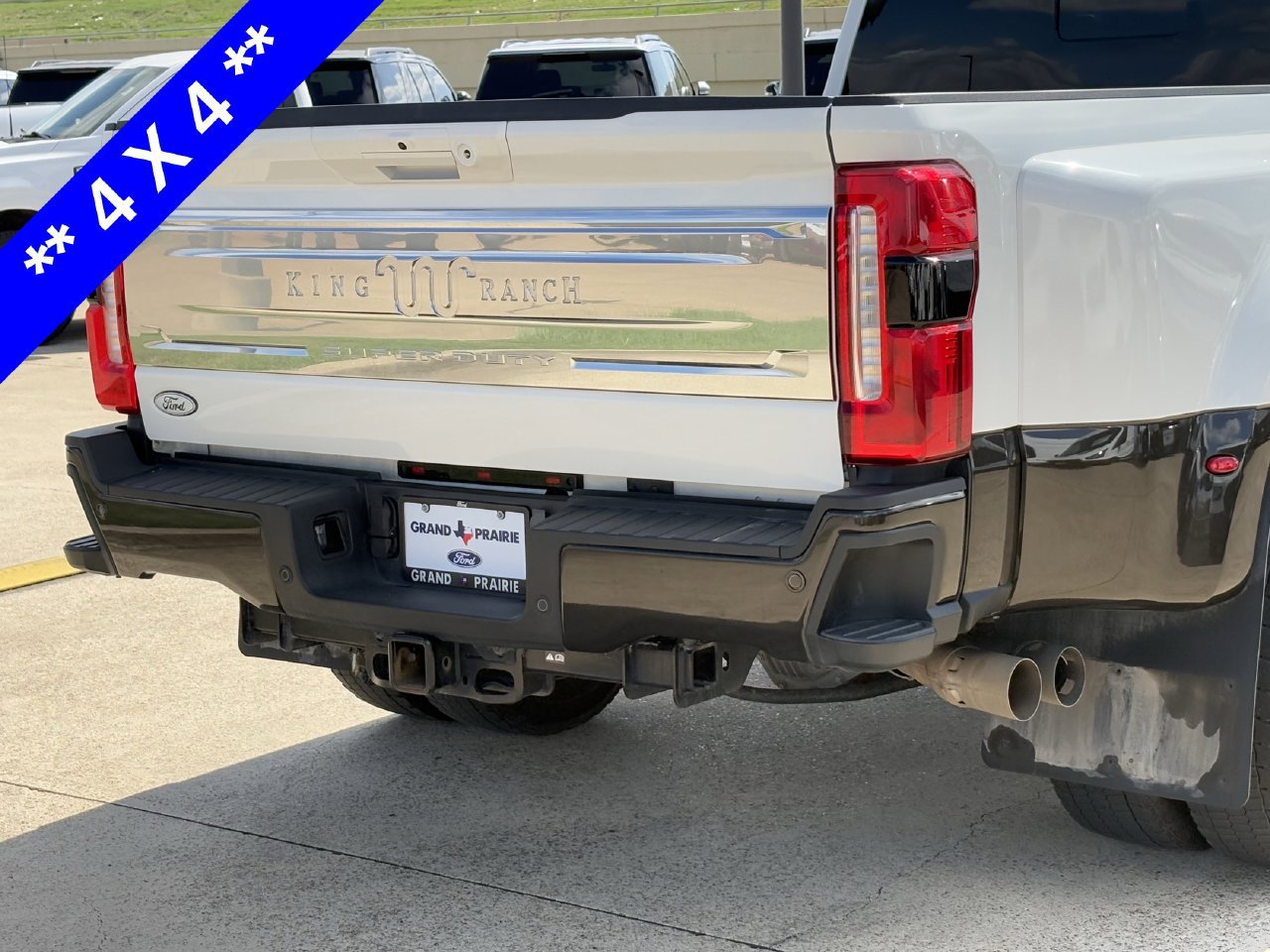 Certified 2024 Ford F450 King Ranch w/ FX4 Off-Road Package AWD/4WD image 9