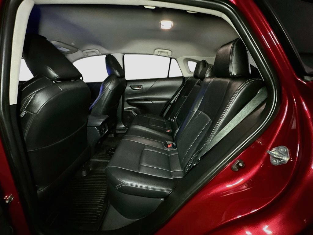 Used 2023 Toyota Venza LE AWD/4WD image 36