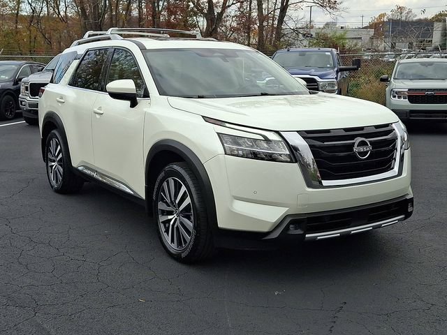 Used 2022 Nissan Pathfinder Platinum w/ Cargo Package video 2