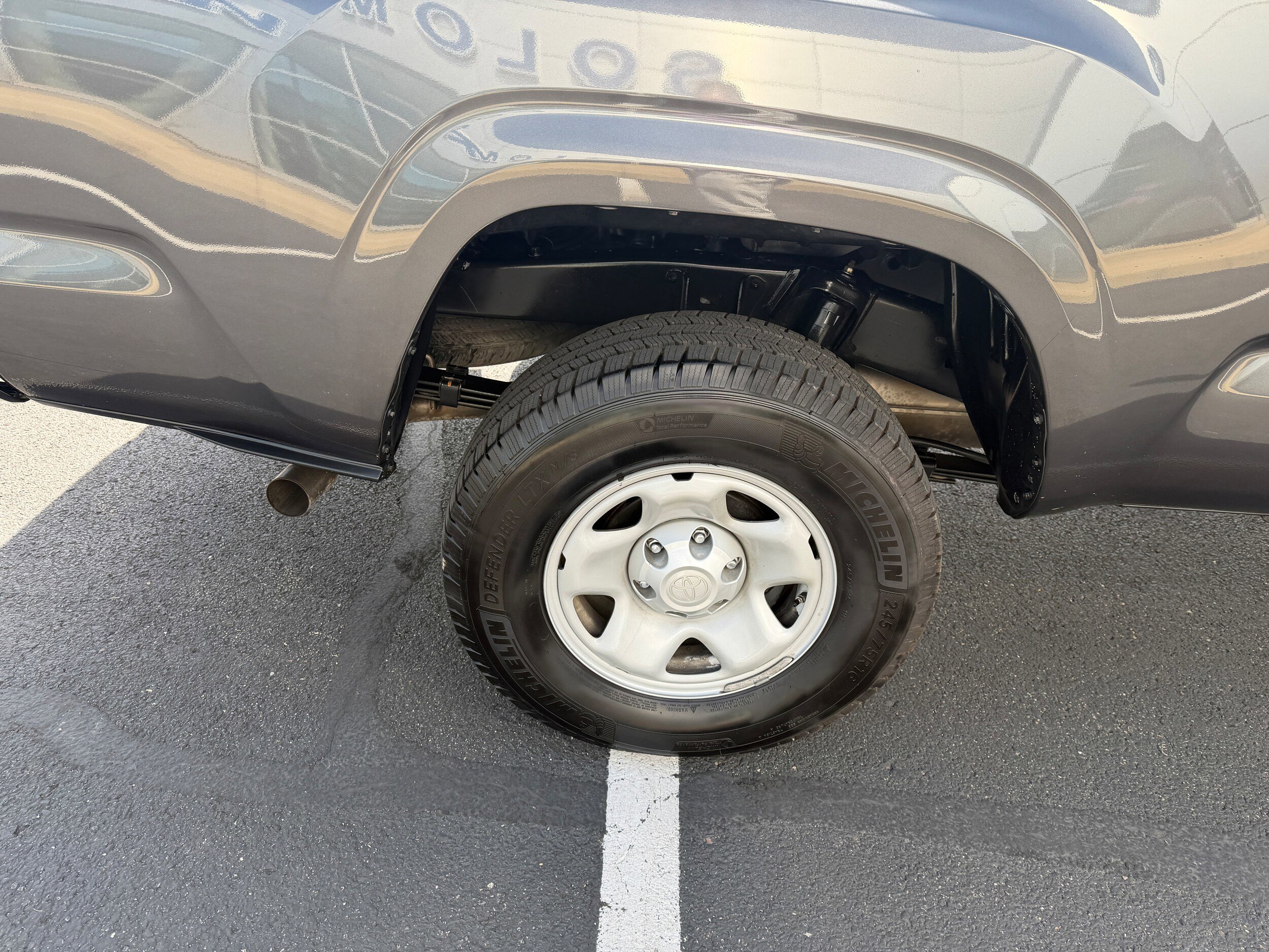 Used 2023 Toyota Tacoma SR AWD/4WD image 13