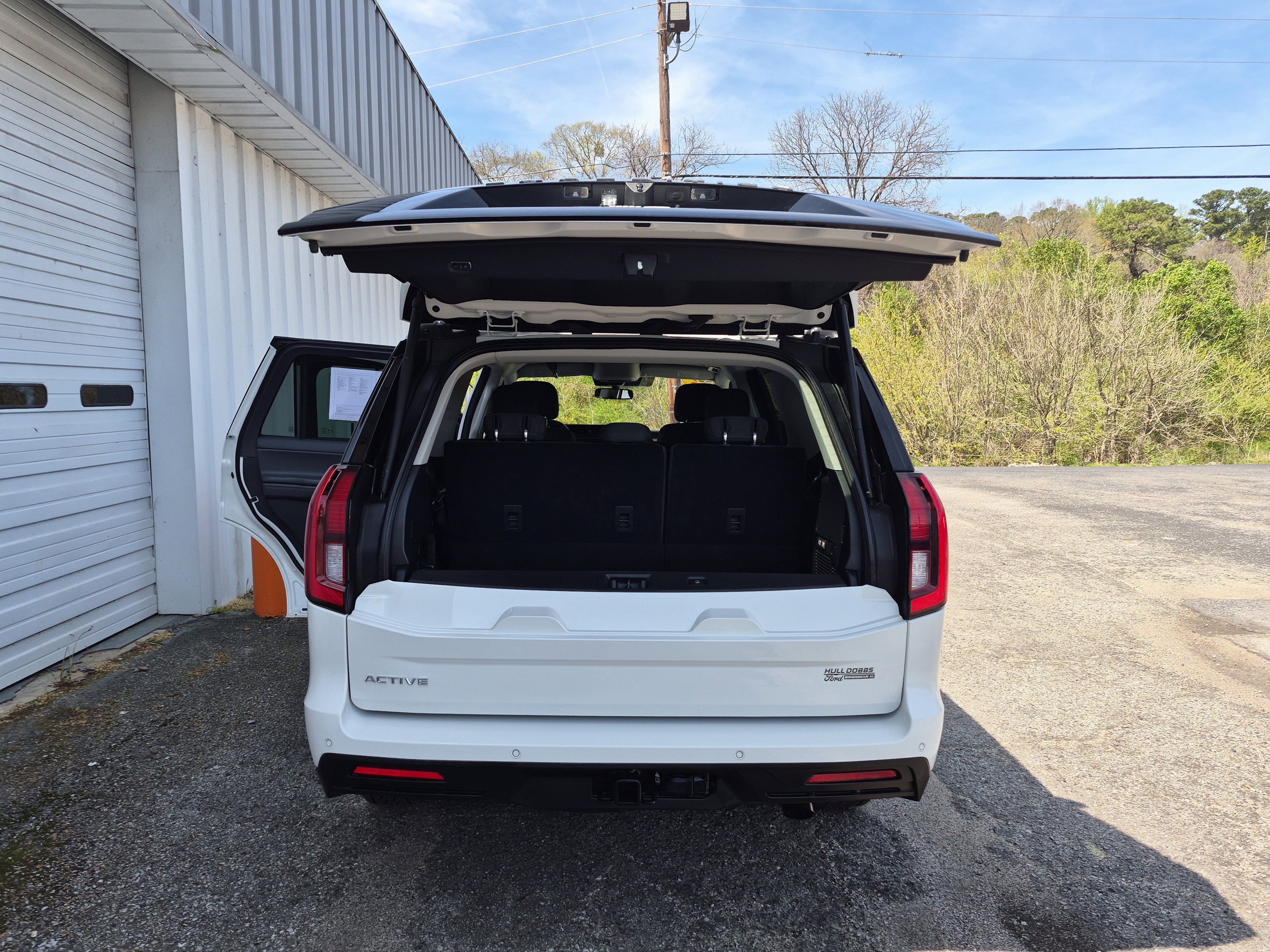 Certified 2025 Ford Expedition Active image 16