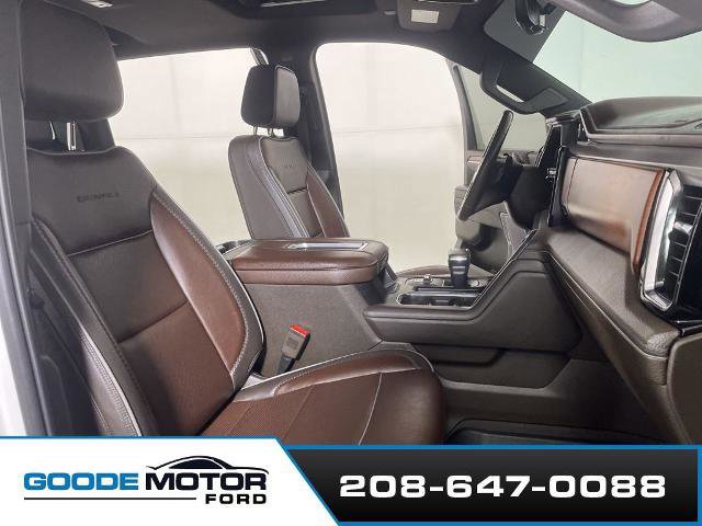 Used 2022 GMC Sierra 1500 Denali w/ Denali Reserve Package image 24