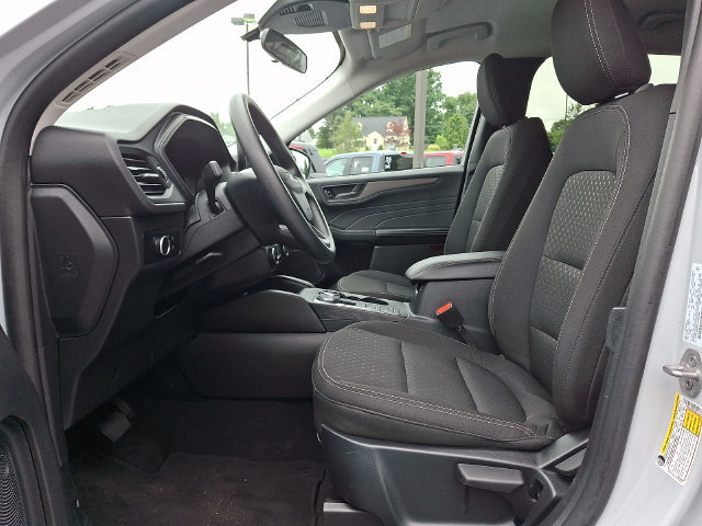 Certified 2025 Ford Escape Active AWD/4WD image 14