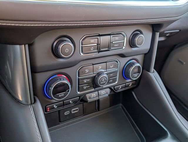 Used 2023 Chevrolet Tahoe Z71 w/ Luxury Package image 23