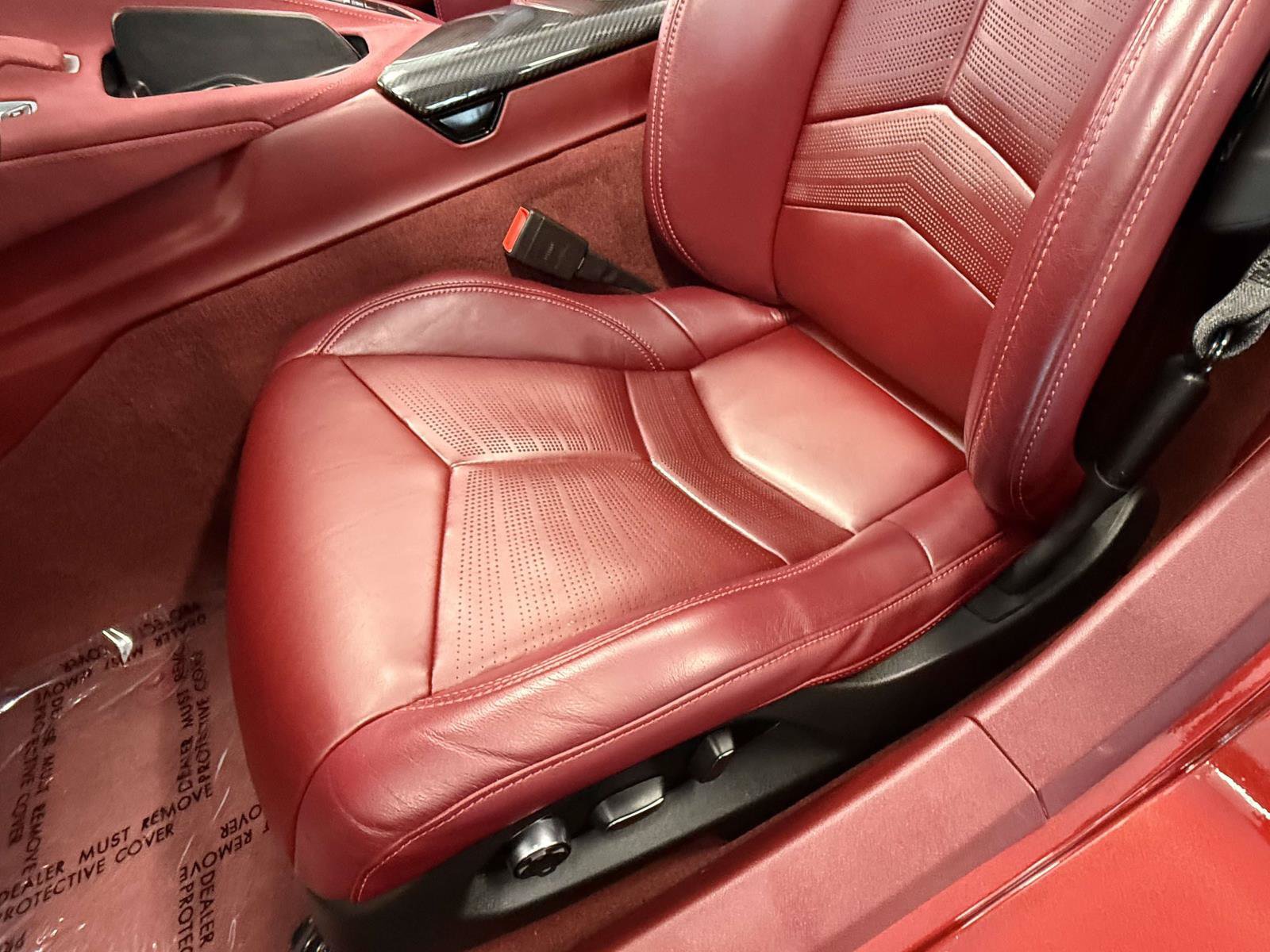 Used 2021 Chevrolet Corvette Stingray Premium Conv w/ Z51 Performance Package RWD image 10