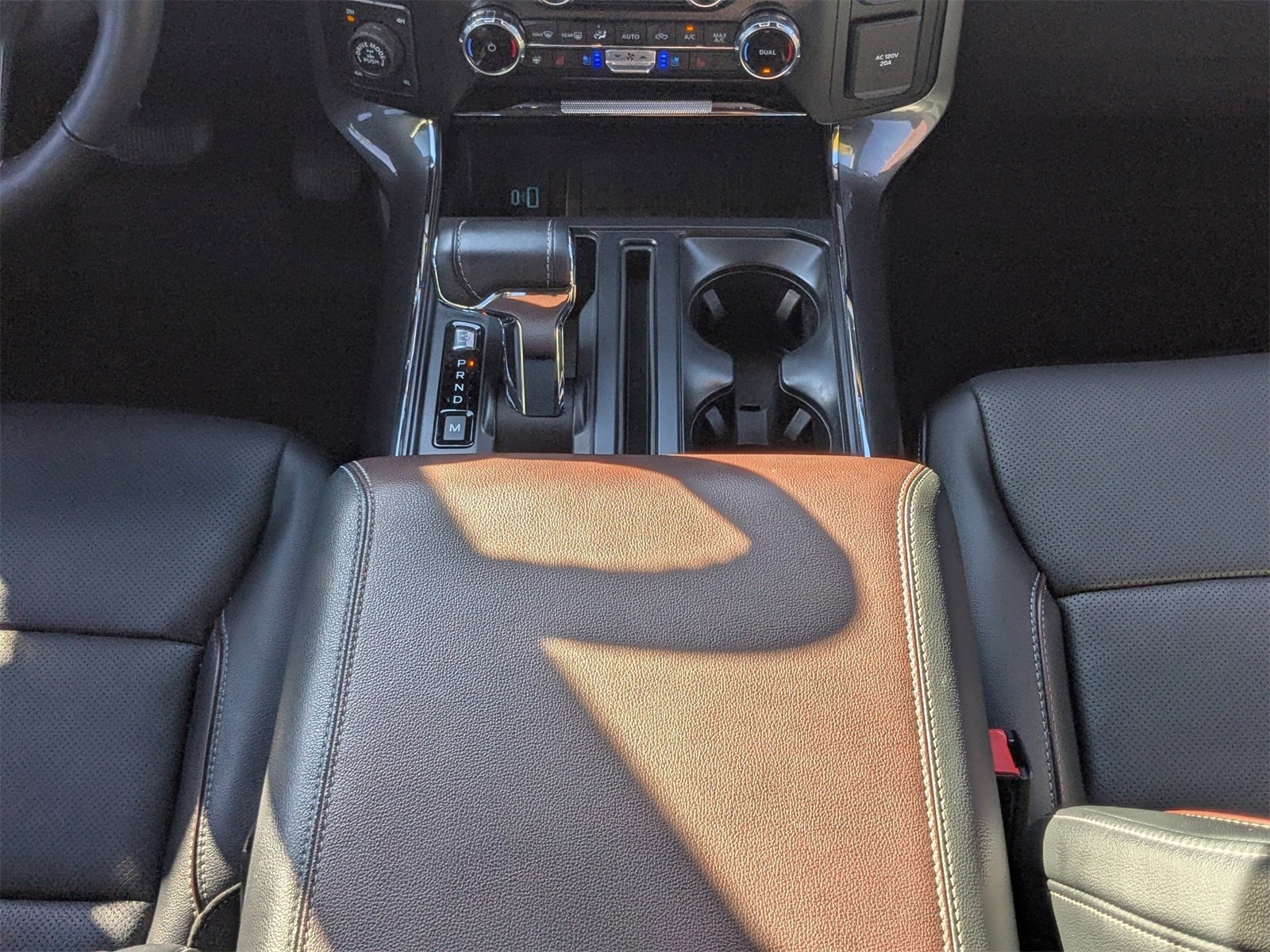 Certified 2023 Ford F150 Lariat w/ Equipment Group 502A High image 20